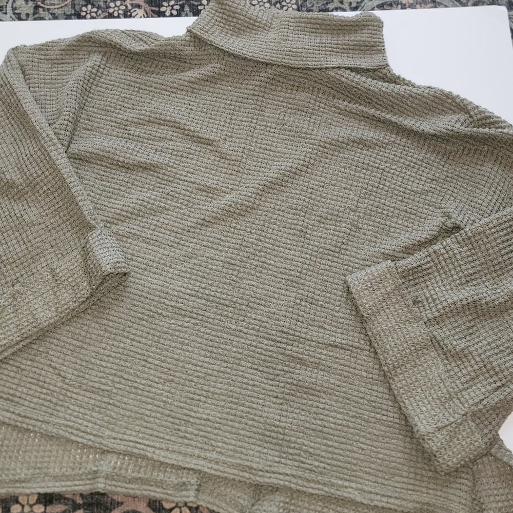 Textured Olive Green Sweater Worn Once
